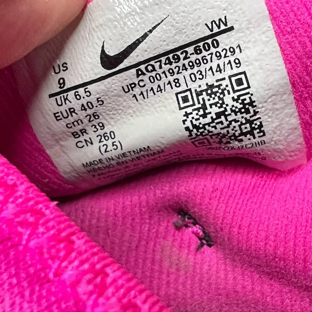Nike Air Max Bella TR 2 AQ7492-600 Womens 9 Training Shoes Laser Fuchsia Sneaker